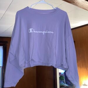 NWOT Lilac Champion Cropped Long Sleeve Size Medium